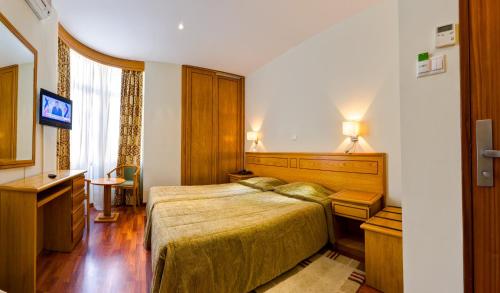 Habitación Triple del hotel Avenida Park