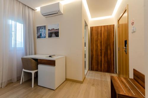 Habitación Triple Superior del hotel Avenida Park
