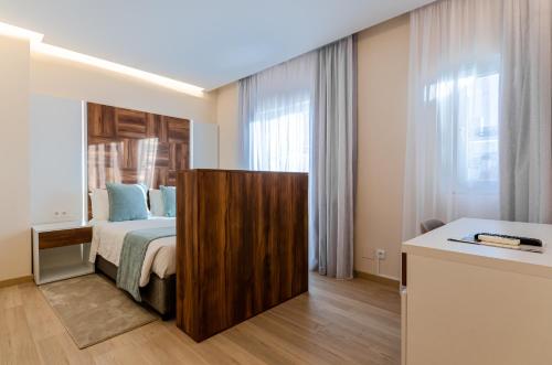 Habitación Triple Superior del hotel Avenida Park. Foto 5