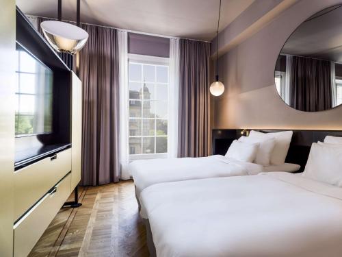 Suite Junior con vistas a la ciudad del hotel Radisson Collection, Strand , Stockholm. Foto 1