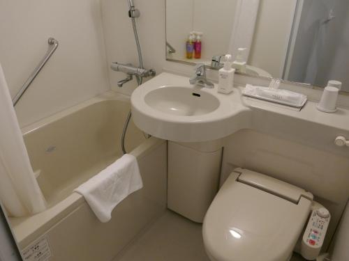 Habitación Individual - No fumadores del hotel Sotetsu Fresa Inn Ginza Sanchome. Foto 4