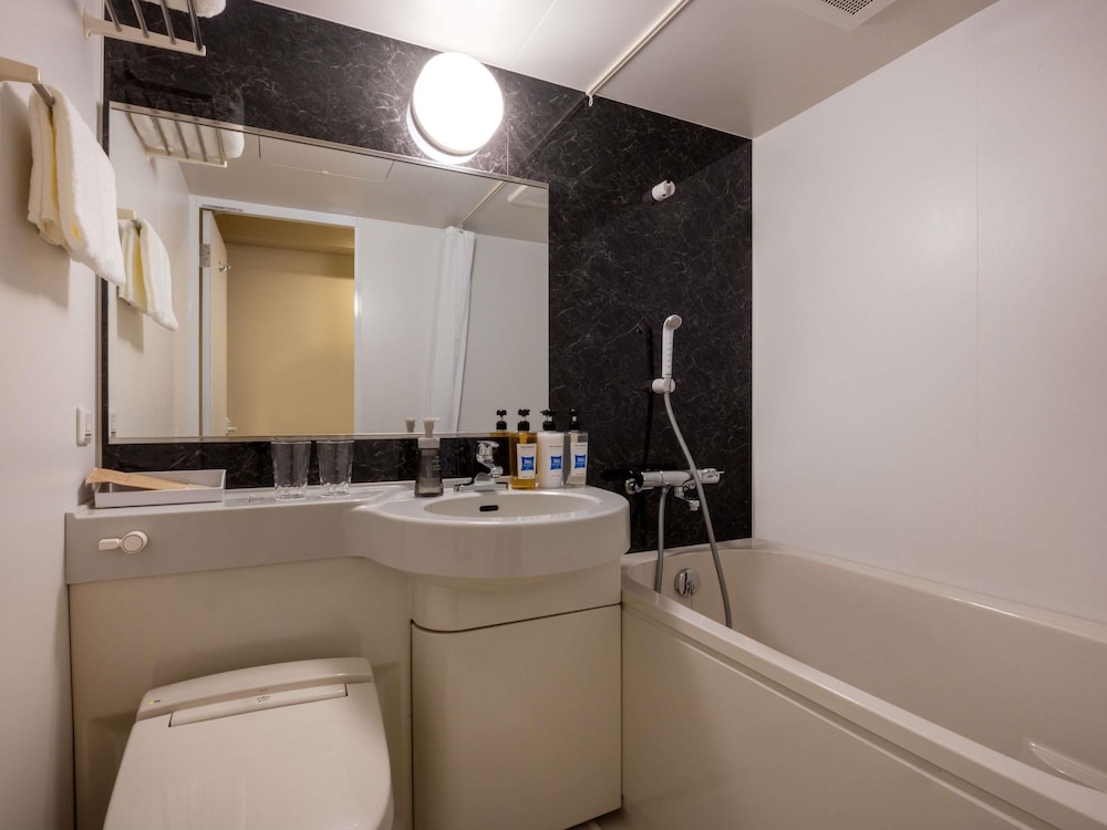 Habitación Estándar, Camas individuales, No fumadores del hotel Ibis Budget Osaka Umeda. Foto 10