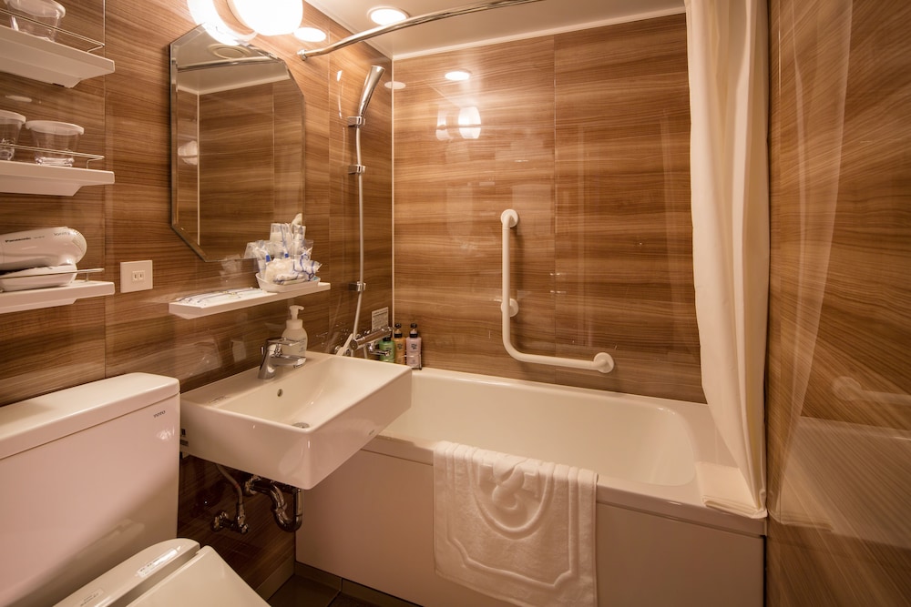Habitación con 2 camas individuales, no fumadores del hotel Monterey Le Frere Osaka. Foto 10
