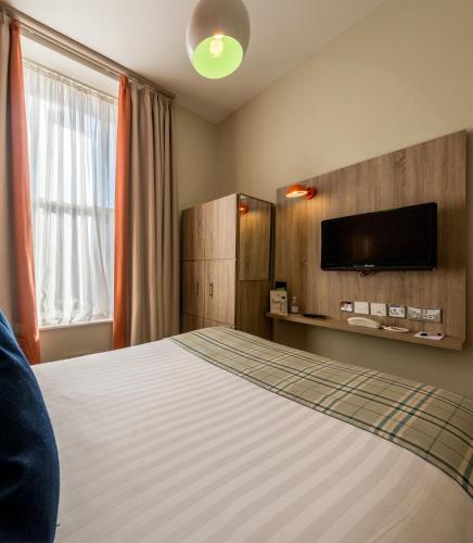 Habitación Doble del hotel Cairn. Foto 1