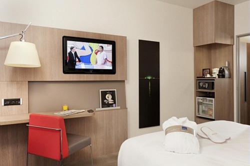Habitación Executive Queen del hotel Novotel London Waterloo. Foto 4