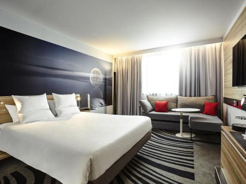 Habitación Executive Queen con sofá cama del hotel Novotel London Waterloo