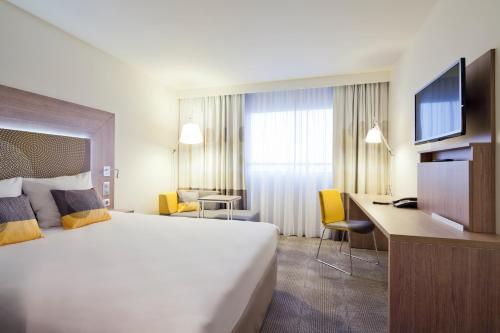 Habitación Premium Superior Queen del hotel Novotel London Waterloo. Foto 9