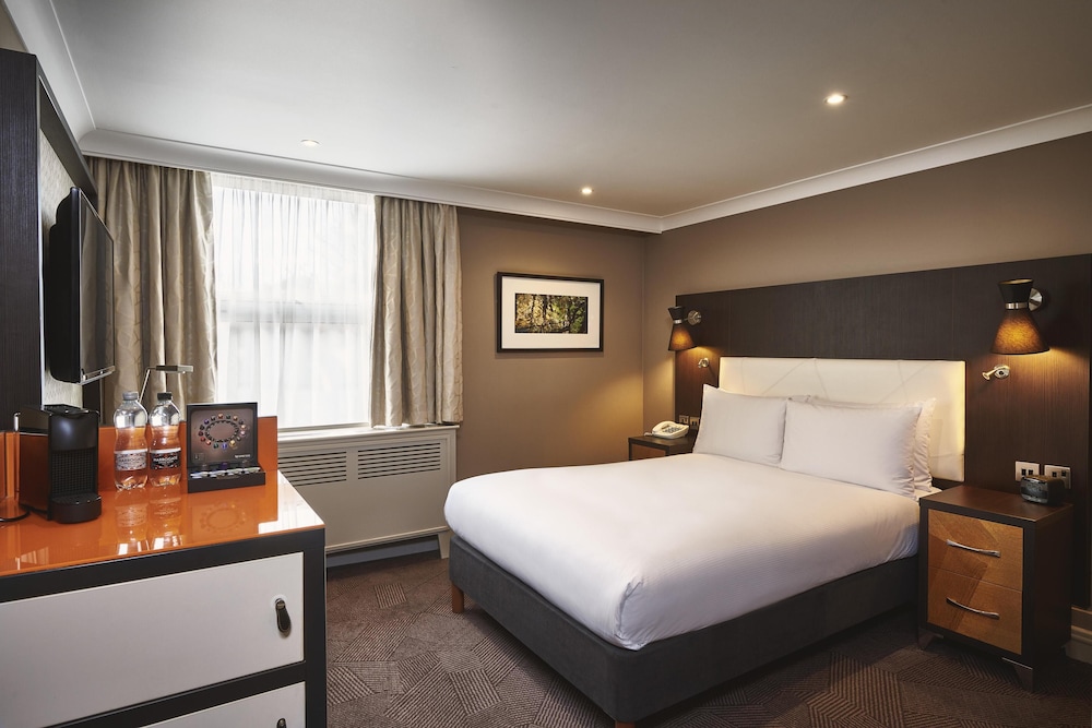 Habitación, 1 cama de matrimonio del hotel Doubletree By Hilton London - Ealing. Foto 7