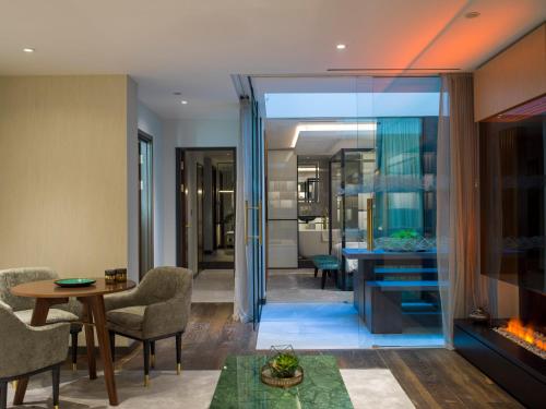 Suite Signature del hotel Middle Eight. Foto 1