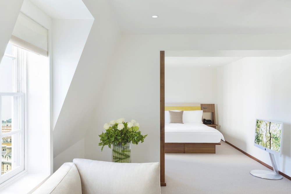 Suite junior (City) del hotel Como Metropolitan London. Foto 3