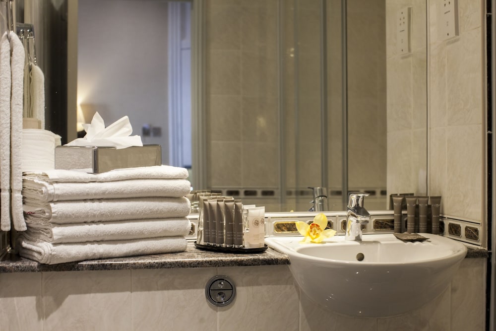 Habitación ejecutiva con 2 camas individuales del hotel Gem Strathmore. Foto 5