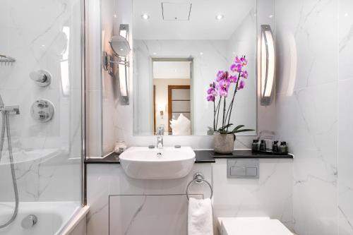 Habitación Doble - 2 camas del hotel Gem Langham Court. Foto 2