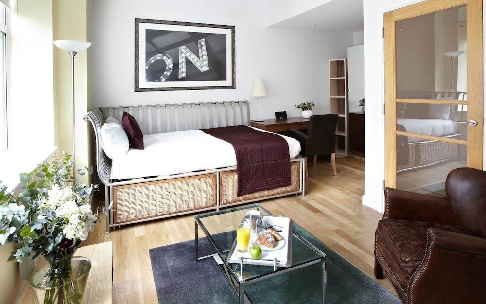 Estudio ejecutivo, baño privado del hotel 196 Bishopsgate