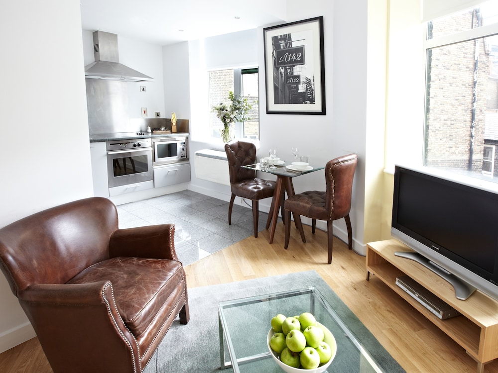 Estudio ejecutivo, baño privado del hotel 196 Bishopsgate. Foto 4