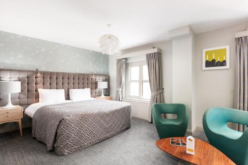 Habitación Doble Executive del hotel Coulsdon Manor and Golf Club. Foto 6