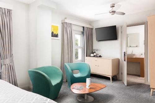 Habitación Doble Executive del hotel Coulsdon Manor and Golf Club. Foto 8