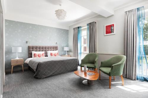 Habitación Doble de lujo del hotel Coulsdon Manor and Golf Club. Foto 8