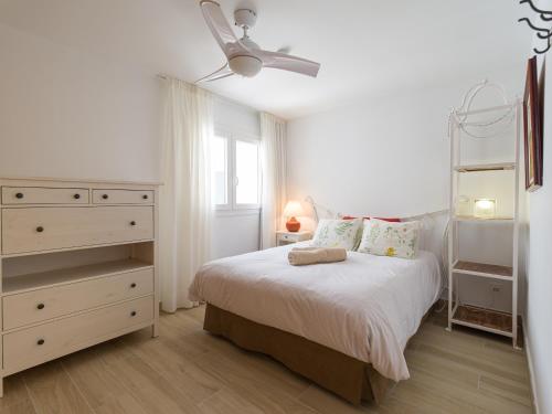 Apartamento Deluxe de 1 dormitorio con vistas al mar del hotel Granada II. Foto 3