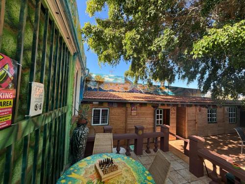 Habitación Individual Estándar con baño compartido del hotel Los Duendes Del Sur. Foto 5