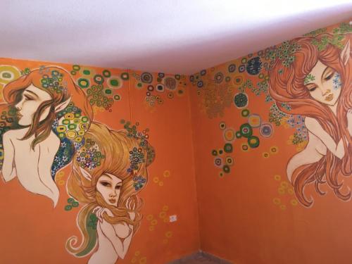 Cama Individual en habitación compartida femenina del hotel Los Duendes Del Sur. Foto 2