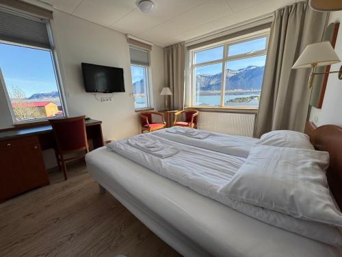 Habitación doble con baño privado del hotel Hótel Borgarnes