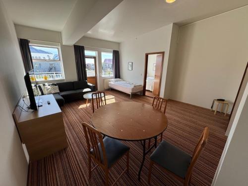 Apartamento con balcón del hotel Hótel Borgarnes. Foto 1