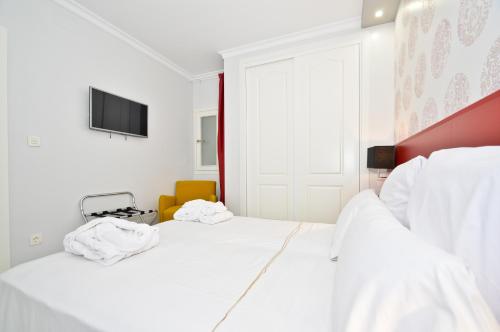 Apartamento de 1 dormitorio con sofá cama del hotel The Zentral Arenal Suites. Foto 1