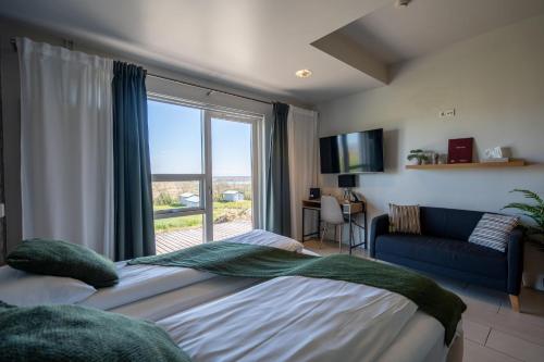 Habitación Doble Deluxe con vistas a la montaña - 1 o 2 camas del hotel Laki. Foto 3