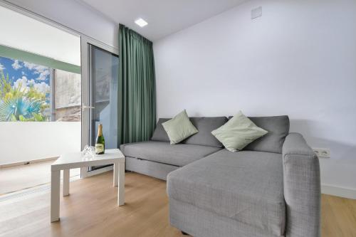 Habitación Doble Pequeña del hotel Palm Suites (formerly Calypso Oasis). Foto 2