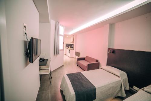 Estudio interior del hotel Mannix Urban Apartments. Foto 4