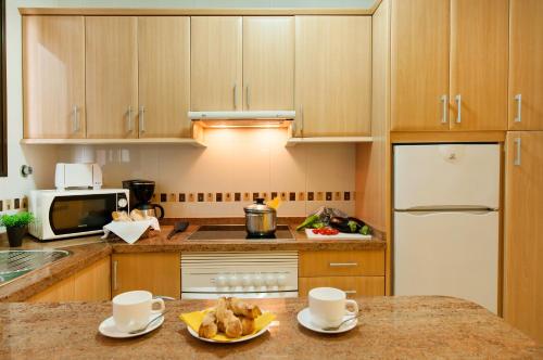 Apartamento Estándar con terraza y vistas al mar del hotel Don Carlos. Foto 4