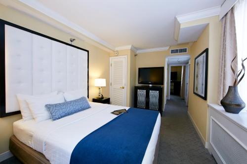 Suite Superior del hotel Warwick Allerton - Chicago. Foto 1