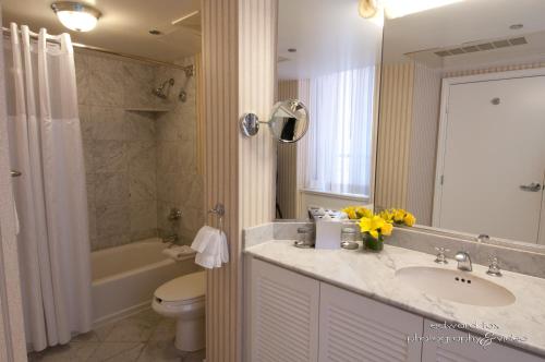 Suite Superior del hotel Warwick Allerton - Chicago. Foto 2