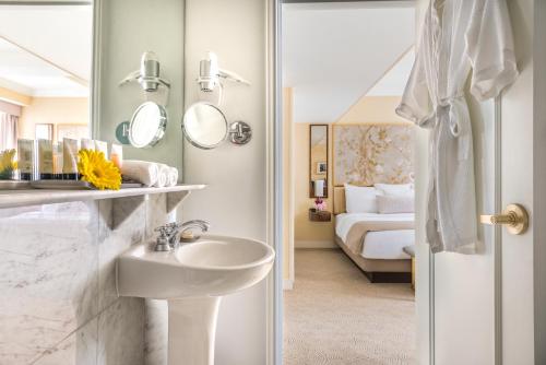 Suite Superior del hotel Warwick Allerton - Chicago. Foto 5