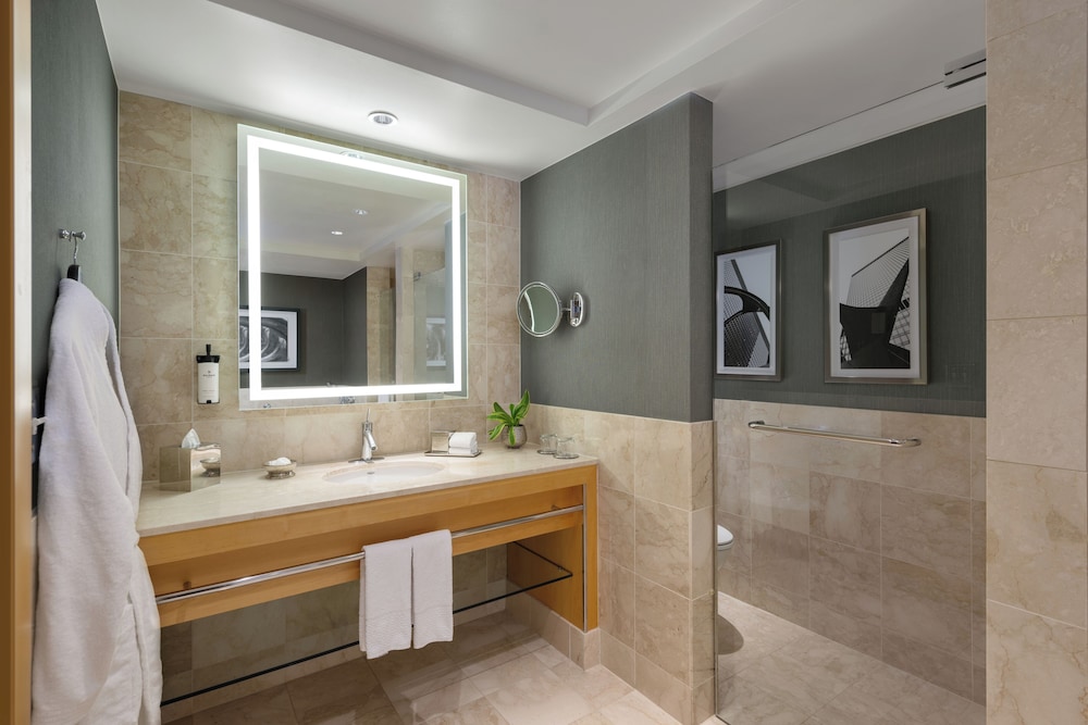 SIGNATURE SUITE 1 CAMA KING del hotel Sofitel Chicago Magnificent Mile. Foto 6
