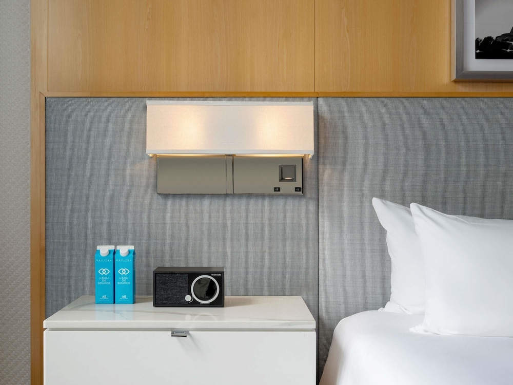 PRESIDENTIAL SUITE 1 CAMA KING del hotel Sofitel Chicago Magnificent Mile. Foto 1