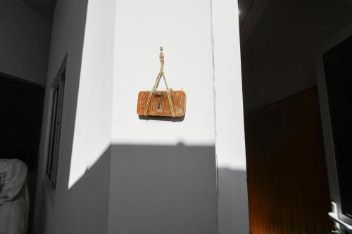 Habitación doble Vista Patio Baño compartido 1 Cama doble del hotel Drago. Foto 2