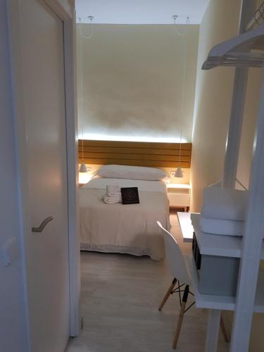 Habitación Doble Económica del hotel Le Petit Palü-fuencarral. Foto 3