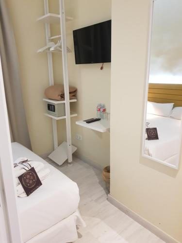 Habitación Doble Estándar del hotel Le Petit Palü-fuencarral. Foto 7