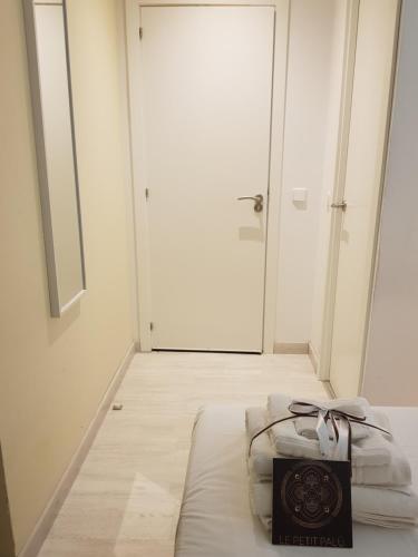 Habitación Doble Estándar del hotel Le Petit Palü-fuencarral. Foto 8