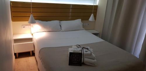 Habitación doble con balcón del hotel Le Petit Palü-fuencarral. Foto 11