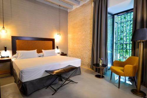 Habitación Doble Superior - 1 o 2 camas del hotel Legado Alcázar. Foto 11