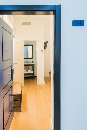 Habitación Doble Estándar - 2 camas del hotel Cicerone De Sevilla. Foto 4