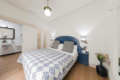 Habitación Doble Estándar - 2 camas del hotel Cicerone De Sevilla. Foto 13