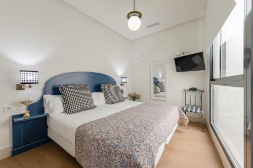 Habitación Doble Estándar - 2 camas del hotel Cicerone De Sevilla. Foto 20