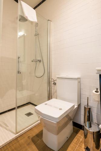 Habitación Doble Económica del hotel Cicerone De Sevilla. Foto 6