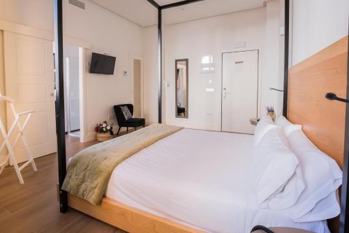Habitación Doble Superior del hotel Cicerone De Sevilla. Foto 1
