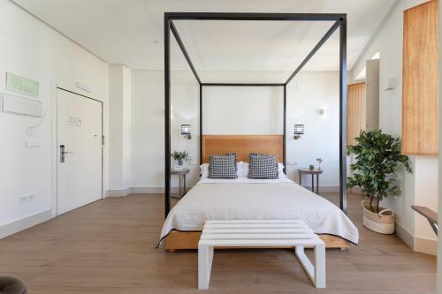 Habitación Doble Superior del hotel Cicerone De Sevilla. Foto 18