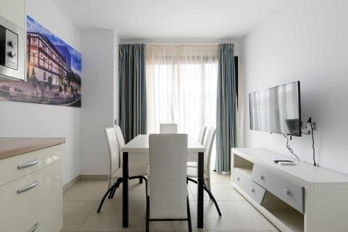 Apartamento Dúplex de 2 dormitorios del hotel Canteras Suites. Foto 3