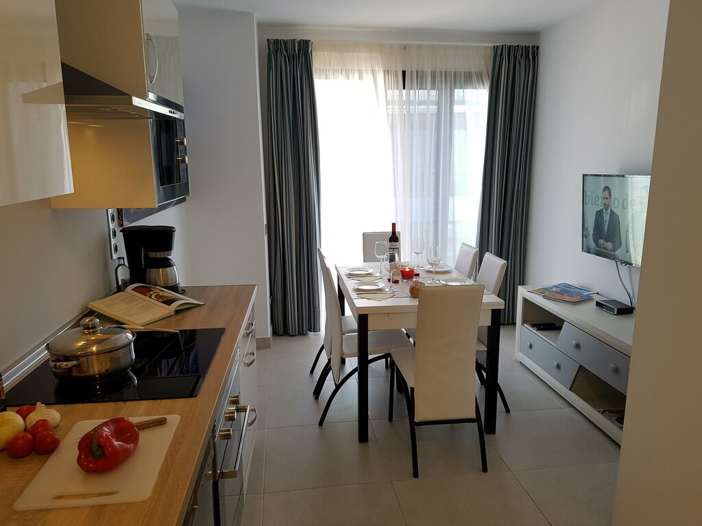 Duplex 2 habitaciones del hotel Canteras Suites. Foto 1